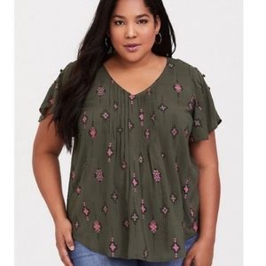 Torrid OLIVE GEO CHALLIS PINTUCK BLOUSE Size 1